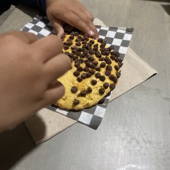 Mariachi Bakery - Chocolate chip cookie - Bakeries Near Me - Norwalk, California