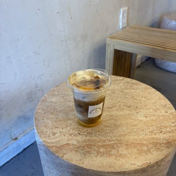 Broken Coffee - Spring Mountain - Broken Crème Orange Latter - Coffee & Tea Near Me - Las Vegas, Nevada