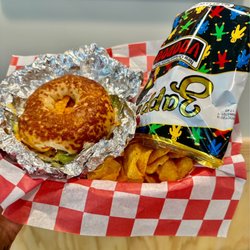 Sully's Steamers - The Nacho Maximus