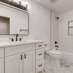 Florida Custom Floors - Guest Bathroom Remodel