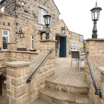 Square & Compass Inn - Pubs Near Me - Harrogate, XWY