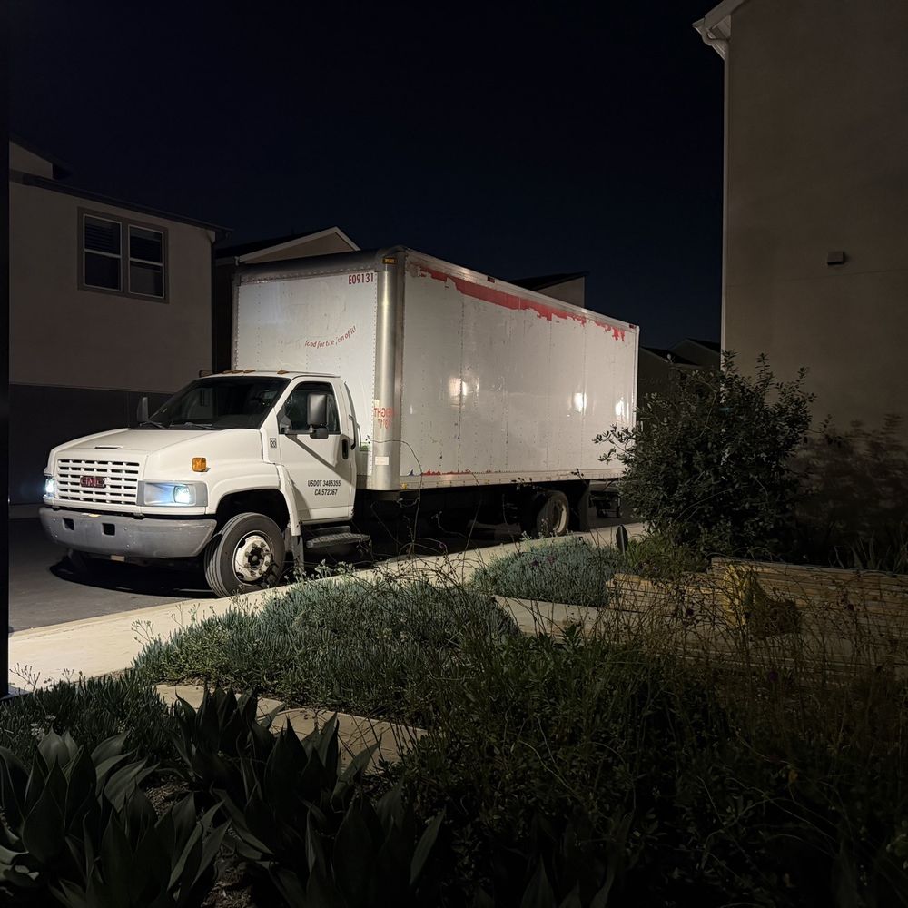 Busy Bee Movers - Movers Near Me - Irvine, California Busy Bee Movers - Movers Near Me - Irvine, California