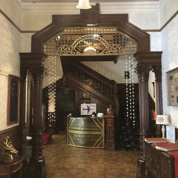 HI Sacramento Hostel - Hostels Near Me - Sacramento, California