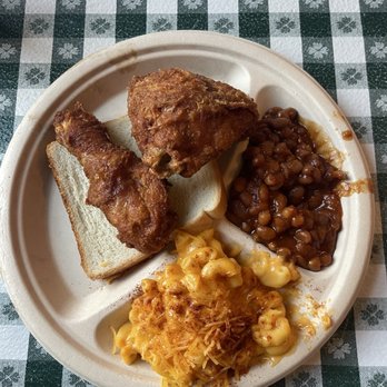 Gus's World Famous Fried Chicken - Two 2 Piece Dark Plate - Southern Near Me - Houston, Texas Gus's World Famous Fried Chicken - Two 2 Piece Dark Plate - Southern Near Me - Houston, Texas