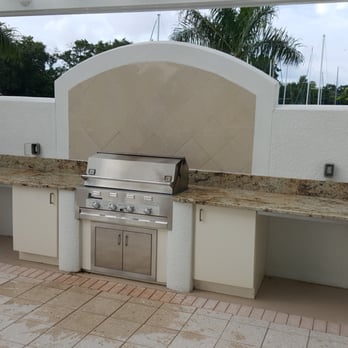 Lanai Outdoor Kitchens - Kolter - Kitchen & Bath Near Me - Largo, Florida Lanai Outdoor Kitchens - Kolter - Kitchen & Bath Near Me - Largo, Florida
