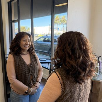 Wave Studio Salon - Hair Salons Near Me - Long Beach, California