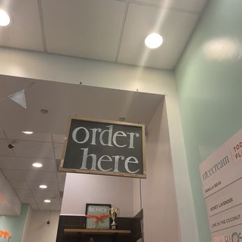 Nicecream - Decor - Ice Cream & Frozen Yogurt Near Me - Arlington, Virginia