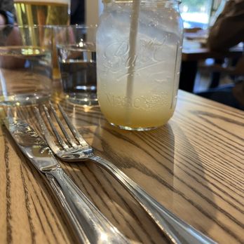 Cavalletta Restaurant - Sparking Lemonade - New American Near Me - Aptos, California Cavalletta Restaurant - Sparking Lemonade - New American Near Me - Aptos, California