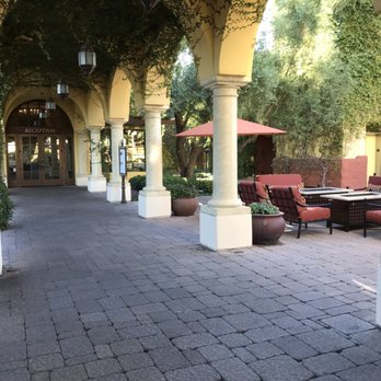 Crave Cafe - patio area with tables and chairs - New American Near Me - Paradise Valley, Arizona Crave Cafe - patio area with tables and chairs - New American Near Me - Paradise Valley, Arizona