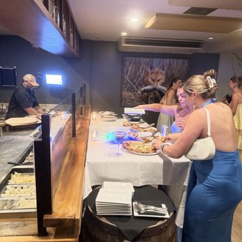 Fox's Den - Pizzas - Gastropubs Near Me - Annapolis, Maryland Fox's Den - Pizzas - Gastropubs Near Me - Annapolis, Maryland
