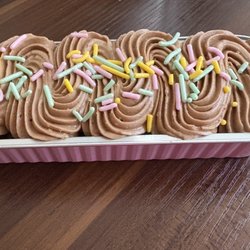 Lolli’s Velvet Whisk
