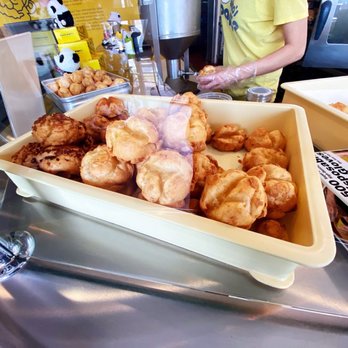 Beard Papa's Cream Puffs - Desserts Near Me - Monterey Park, California