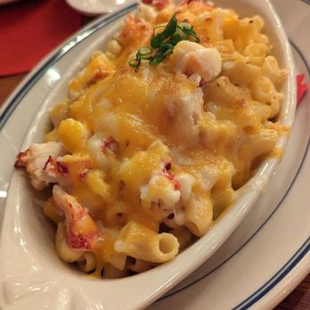 Red Hook Lobster Pound - Lobster Mac and cheese - Seafood Near Me - Brooklyn, New York