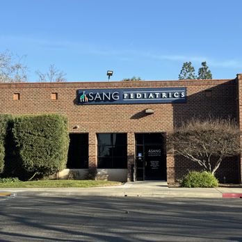 Sang Pediatrics - Our front entrance - Pediatricians Near Me - Fresno, California Sang Pediatrics - Our front entrance - Pediatricians Near Me - Fresno, California