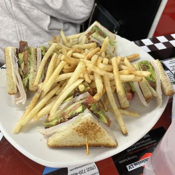 Omelet House 50's Diner - Club - Breakfast & Brunch Near Me - Las Vegas, Nevada Omelet House 50's Diner - Club - Breakfast & Brunch Near Me - Las Vegas, Nevada