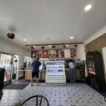 Mas Cafecito coffee - Order area - Coffee & Tea Near Me - Baldwin Park, California