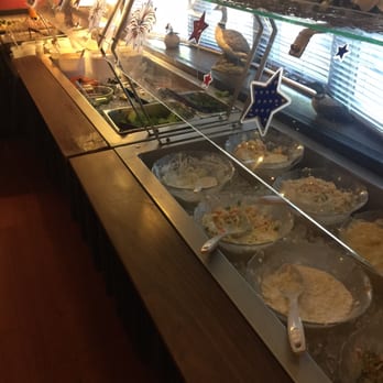 Big Frank's Resort - ows a buffet full of food - American Near Me - Fremont, Wisconsin