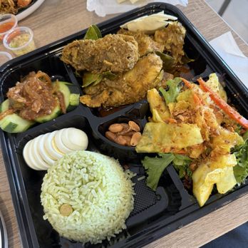 Chicken Licious - Nasi Lemak 辣死你妈 - Malaysian Near Me - San Jose, California