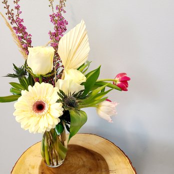VaVa Bloom - Florists Near Me VaVa Bloom - Florists Near Me