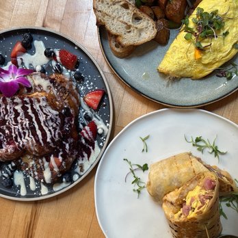 Eggy’s Neighborhood Kitchen - Eggy's tres leches French toast, Carmen's omelette, the breakfast burrito - Breakfast & Brunch Near Me - Berkeley, California Eggy’s Neighborhood Kitchen - Eggy's tres leches French toast, Carmen's omelette, the breakfast burrito - Breakfast & Brunch Near Me - Berkeley, California