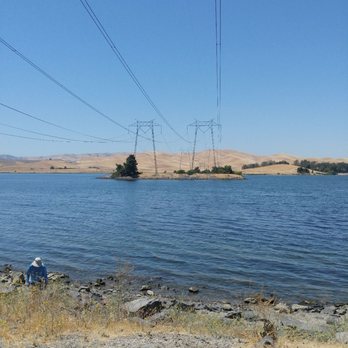 San luis Reservior Mederios Kiosk - Paddleboarding Near Me - Gustine, California San luis Reservior Mederios Kiosk - Paddleboarding Near Me - Gustine, California