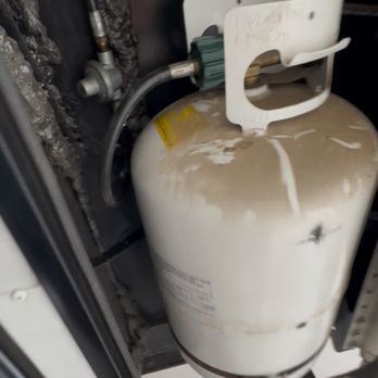 RV Inspections USA - Missing broken propane tank strap - Car Inspectors Near Me RV Inspections USA - Missing broken propane tank strap - Car Inspectors Near Me