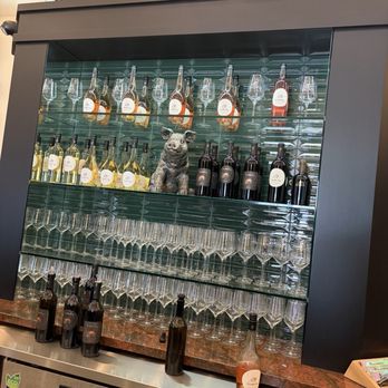 Truffle Pig Winery & Vineyards - Wineries Near Me - Temecula, California