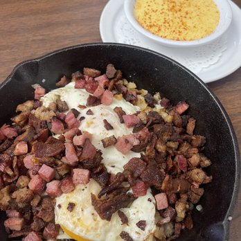 The Coffee Cup Cafe - Meat Lover's Skillet - Coffee & Tea Near Me - Monument, Colorado