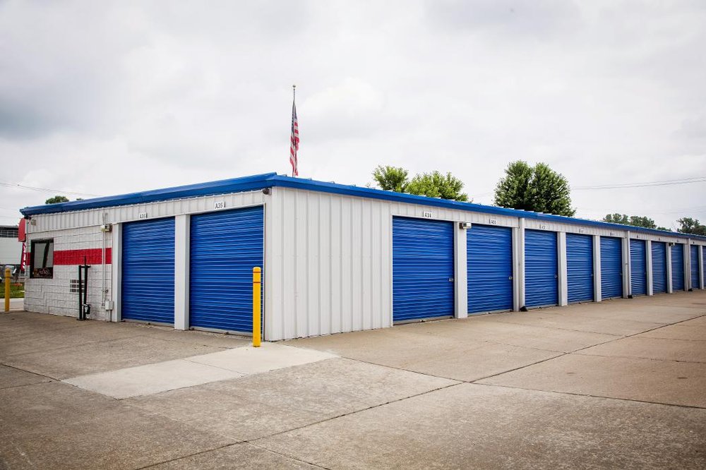 NATIONAL STORAGE CENTERS WESTLAND Updated August 2024 40 Photos