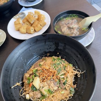 Nam Vang Restaurant - Chinese Near Me - San Jose, California
