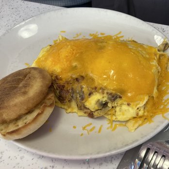 Sugar N' Spice - Bacon, Mushroom and Cheddar Omelette with English Muffin - Diners Near Me - Cincinnati, Ohio Sugar N' Spice - Bacon, Mushroom and Cheddar Omelette with English Muffin - Diners Near Me - Cincinnati, Ohio
