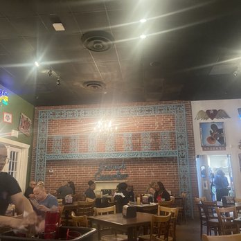 BB's Tex-Orleans - Main sitting area in BB's Tex-Orleans restaurant. - Cajun/Creole Near Me - Houston, Texas