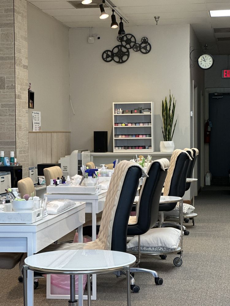 COZY NAILS Updated January 2025 884 S Rand Rd Lake Zurich