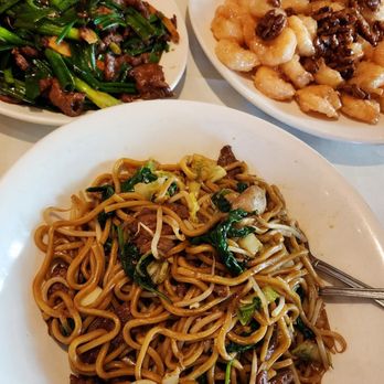 Panda Inn - Mongolian beef, walnut shrimp, and beef chow mein. The beef was soft and tasty. The walnut shrimp was so good. Chow mein was really good. - Chinese Near Me - Pasadena, California Panda Inn - Mongolian beef, walnut shrimp, and beef chow mein. The beef was soft and tasty. The walnut shrimp was so good. Chow mein was really good. - Chinese Near Me - Pasadena, California