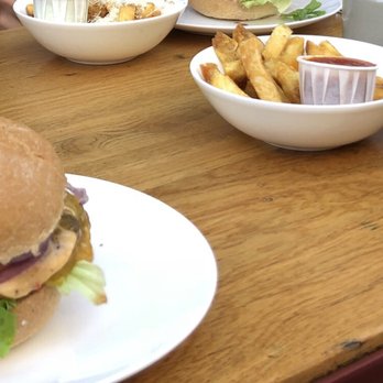 Burgermeester - Burgers Near Me - Amsterdam, New Hampshire