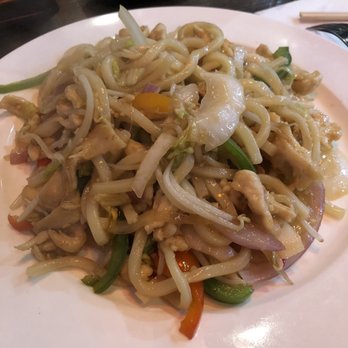 Hana - Chicken udon stir fry - Sushi Bars Near Me - Gainesville, Florida Hana - Chicken udon stir fry - Sushi Bars Near Me - Gainesville, Florida