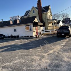 Thai Chili Food Truck - The actual place for the carry out orders in Agawam