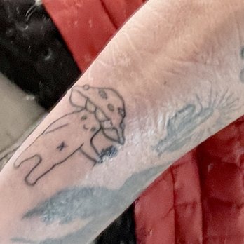 Truth In Trial Tattoos - Mushroom Daisy Person - Tattoo Near Me - Phoenix, Arizona