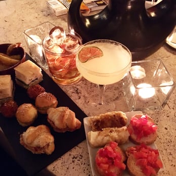 Salotto 42 - Cocktail Bars Near Me - Rome, RM Salotto 42 - Cocktail Bars Near Me - Rome, RM