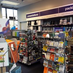 FedEx Office Print & Ship Center