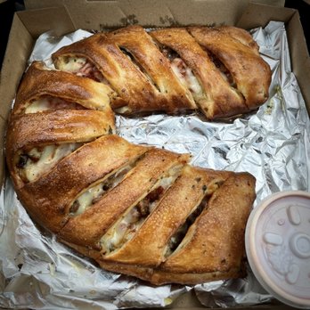 Halal Pizza & Grocery - The Great Stromboli - Pizza Near Me - Jacksonville, Florida