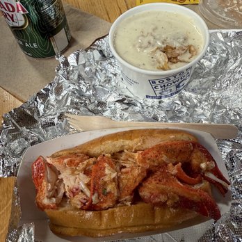 Boston Chowda - The New England Clam Chowda - Seafood Near Me - Boston, Massachusetts