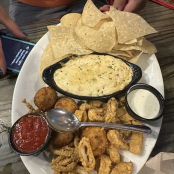 Joe's Crab Shack - Joe's Classic Sampler - Seafood Near Me - Orlando, Florida Joe's Crab Shack - Joe's Classic Sampler - Seafood Near Me - Orlando, Florida