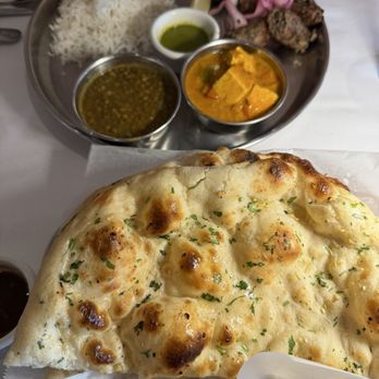 All India Cafe - Garlic Naan  Lamb Boti Kebab - Indian Near Me - Glendale, California