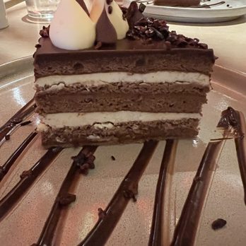 Carcara - Sponge Cake w mousse - Lounges Near Me - Phoenix, Arizona