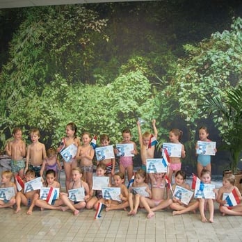 Het Mineraal - Geslaagden met diploma - Swimming Pools Near Me - Almere, Florida