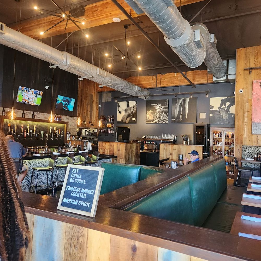 Eureka! - Indoor dining area - American Near Me - Fresno, California Eureka! - Indoor dining area - American Near Me - Fresno, California