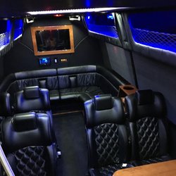 Baldwin Limousines - 14 passenger limo bus interior