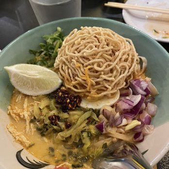DAKZEN - Khao soi - Thai Near Me - Somerville, Massachusetts