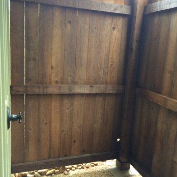 The Trueheart Hotel - Outdoor shower - Hotels Near Me - Fredericksburg, Texas The Trueheart Hotel - Outdoor shower - Hotels Near Me - Fredericksburg, Texas